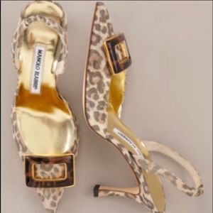 Manolo Blahnik Leopard-Print Satin Pump